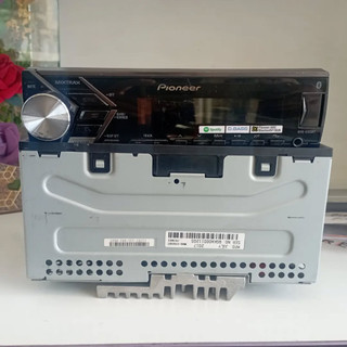ضبط پایونیر مدل MVHS305BT